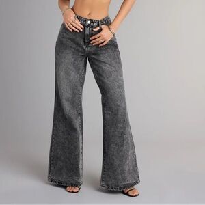 Women's Wide-Leg Jeans